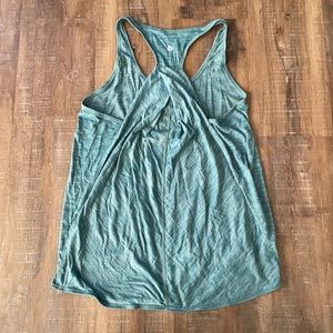 Lululemon heather green essential tank size 8